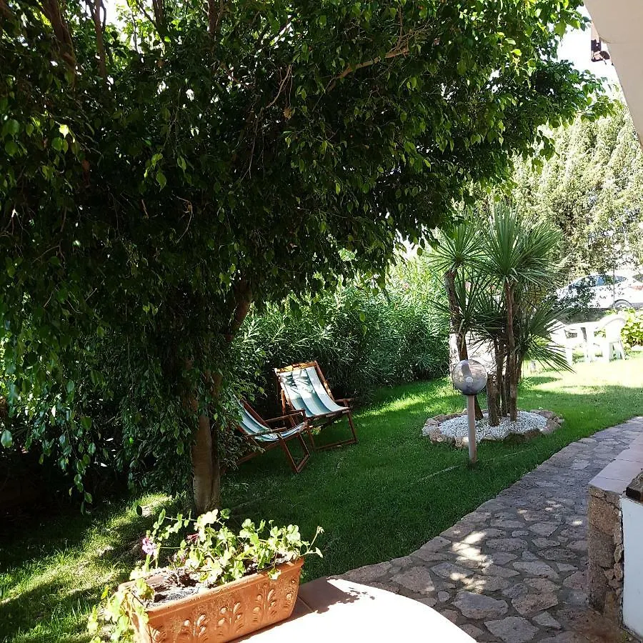 Сasa de vacaciones Betty Vacanze Badesi Italia